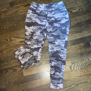 Knox Rose Camo Leggings